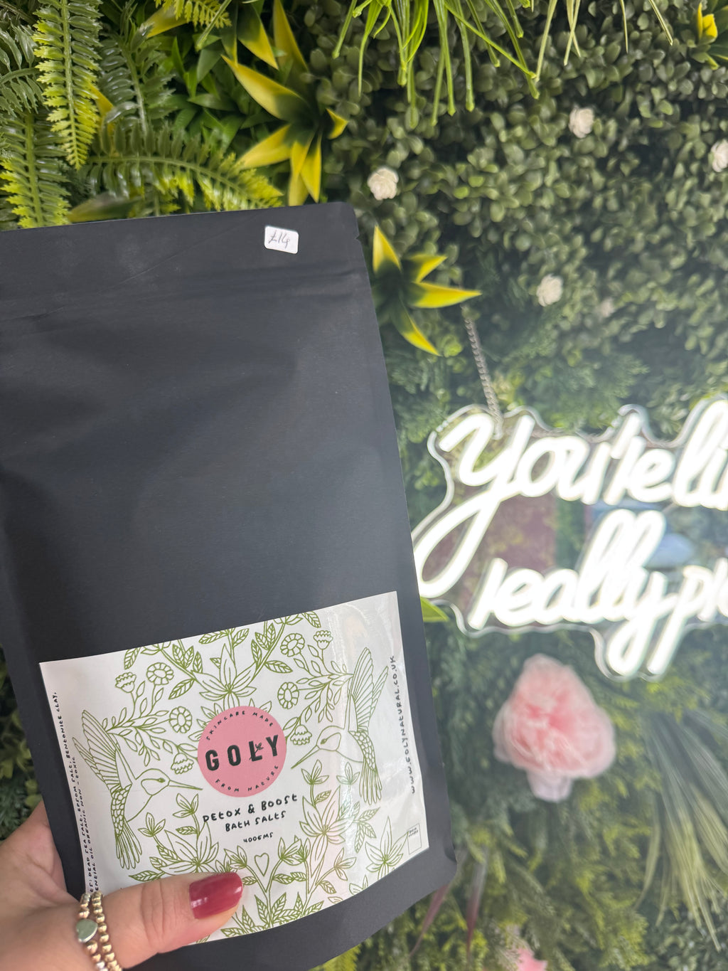 Botanical bath salts