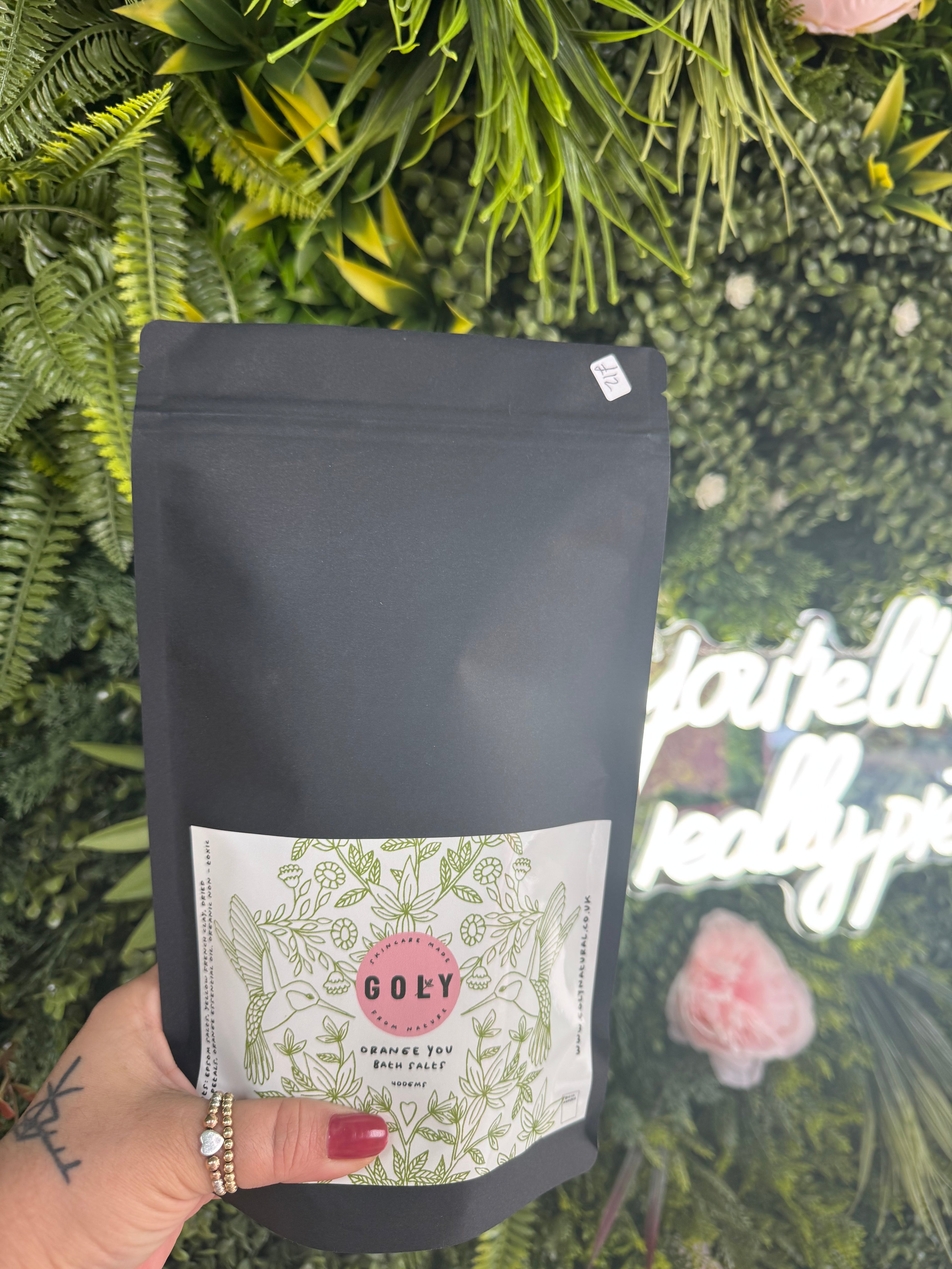 Botanical bath salts