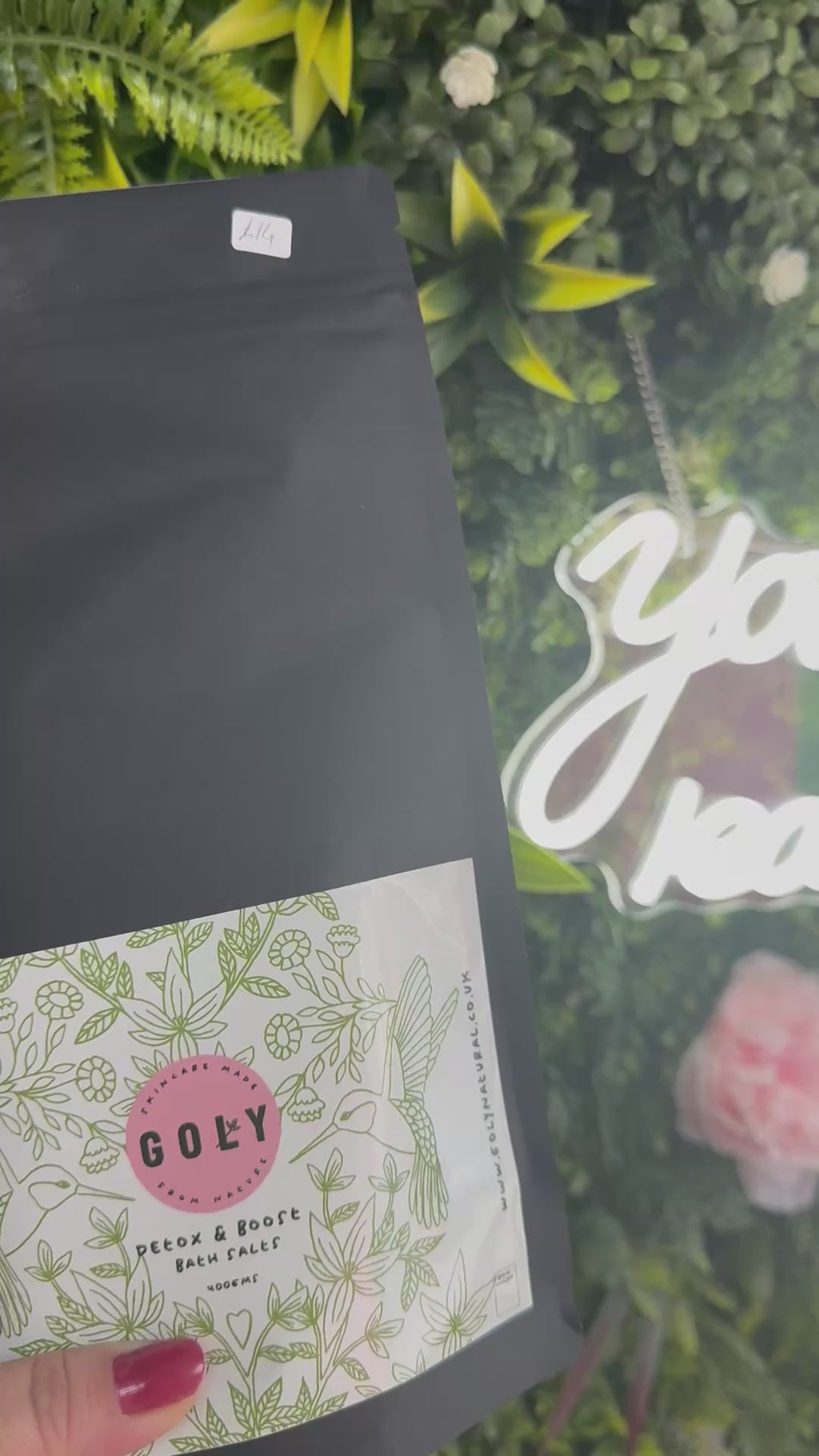 Botanical bath salts